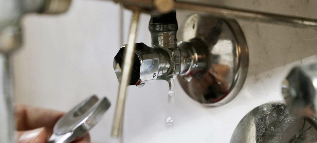 10 Common Causes of Household Plumbing Leaks and How to Identify Them