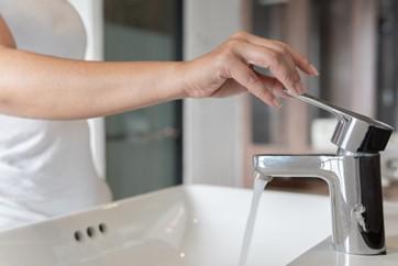 Is it Time for a New Sink? 5 Signs You Should Consider a Sink Installation